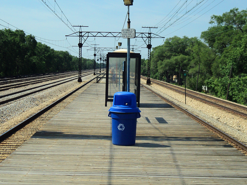 Stations Parking Metra